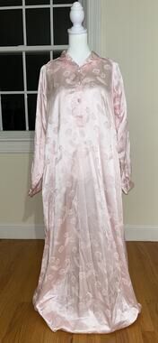 Vintage Ilise Stevens Pink Floral Button Up Kimono Style Nightgown Size Medium